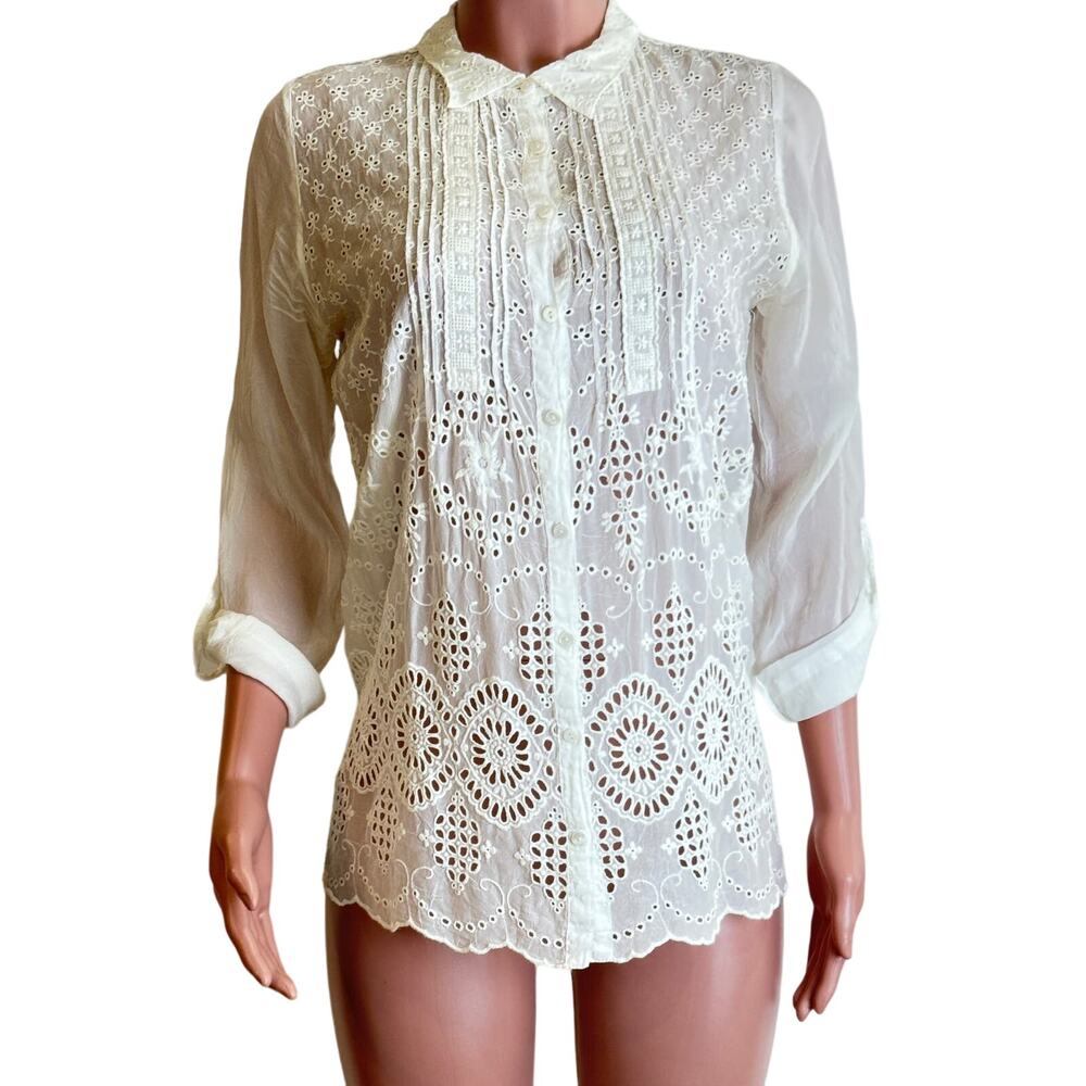 Johnny Was Blouse Size XS White Embroidered Eyelet Cupra Rayon Tab Sleeve Tunic